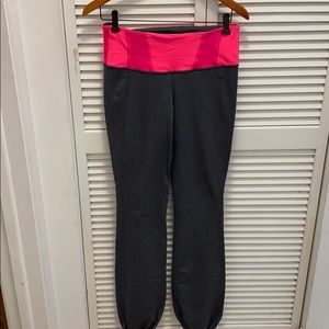 Lululemon full-length legging in hot pink and gray